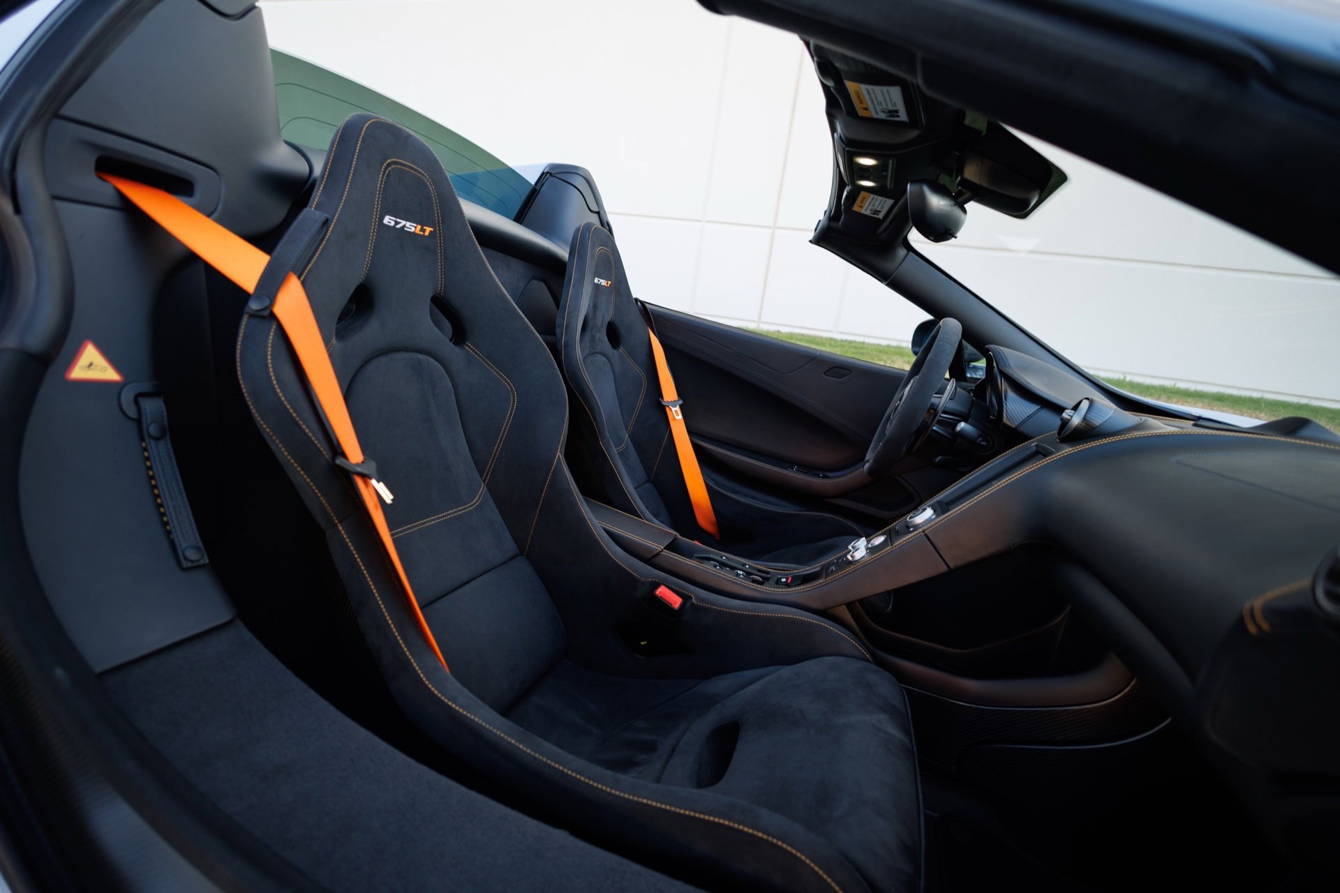 Used 2016 McLaren 675LT Spider image 61