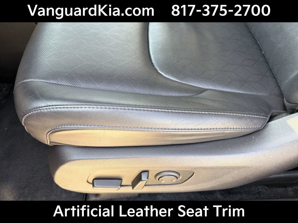 Certified 2023 Kia Carnival LX FWD image 16