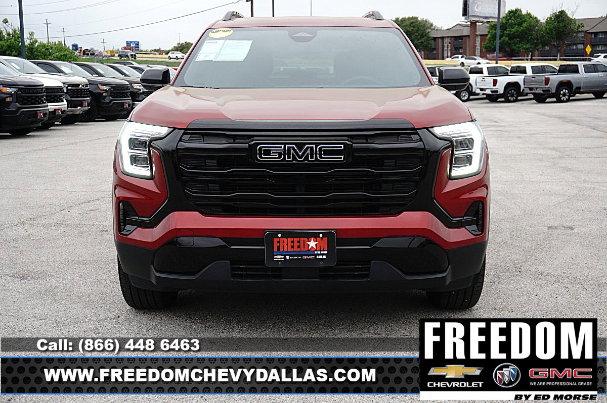 New 2026 GMC Terrain Elevation w/ Elevation Premium Package FWD image 2
