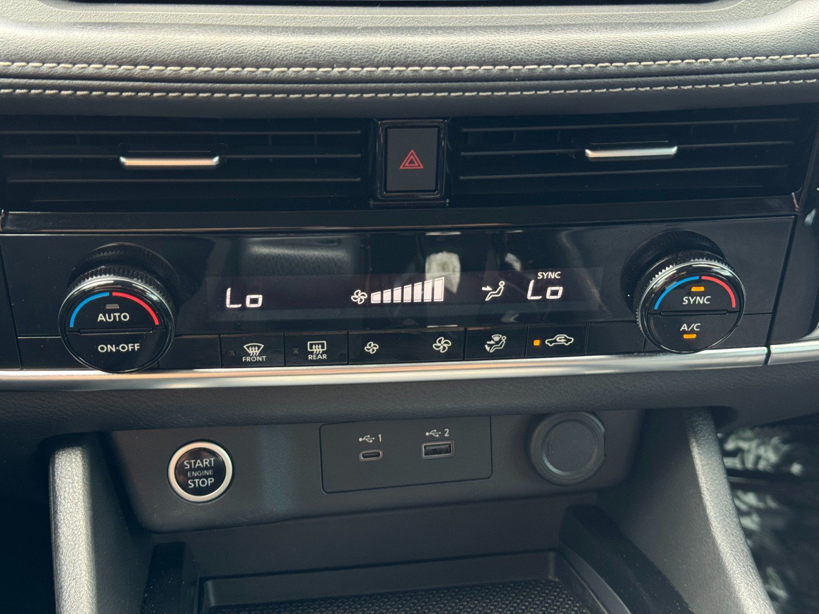 Used 2022 Nissan Rogue SV FWD image 24