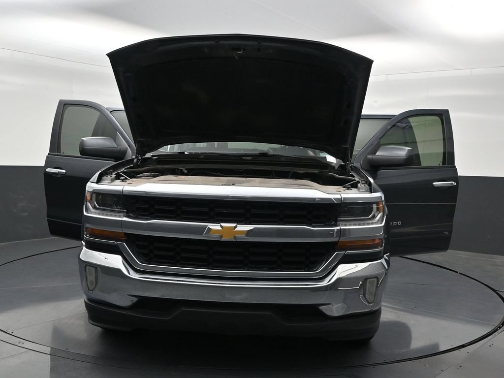 Used 2018 Chevrolet Silverado 1500 LT w/ All Star Edition RWD image 36
