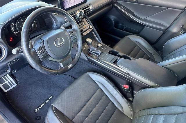 Used 2022 Lexus IS 350 F Sport w/ Navigation Package RWD image 10