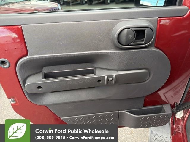 Used 2008 Jeep Wrangler Unlimited Sahara w/ Dual Top Group image 14