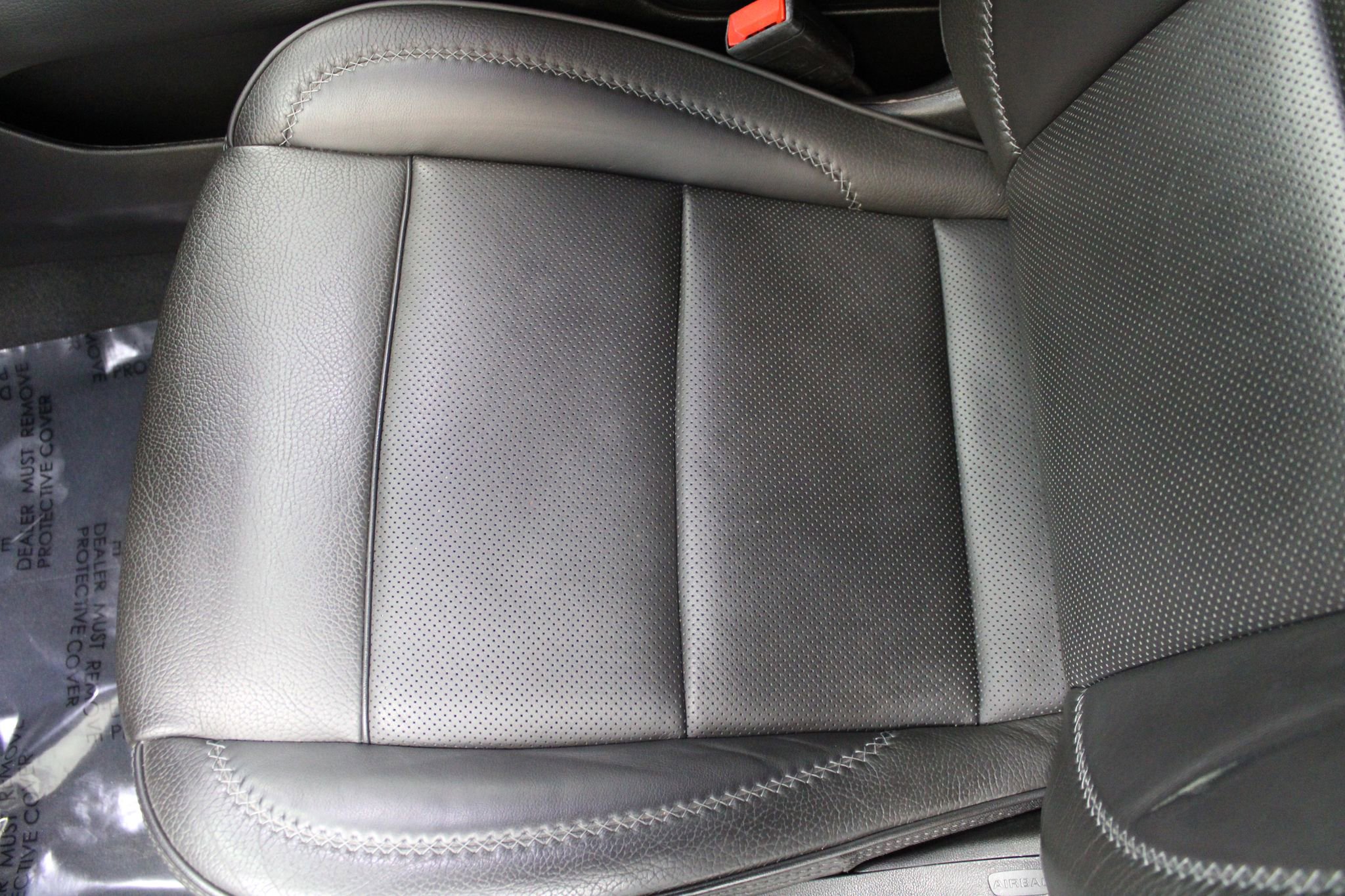 Used 2023 GMC Yukon Denali image 17