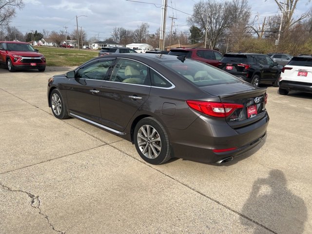 Used 2016 Hyundai Sonata Limited w/ Option Group 05 image 5