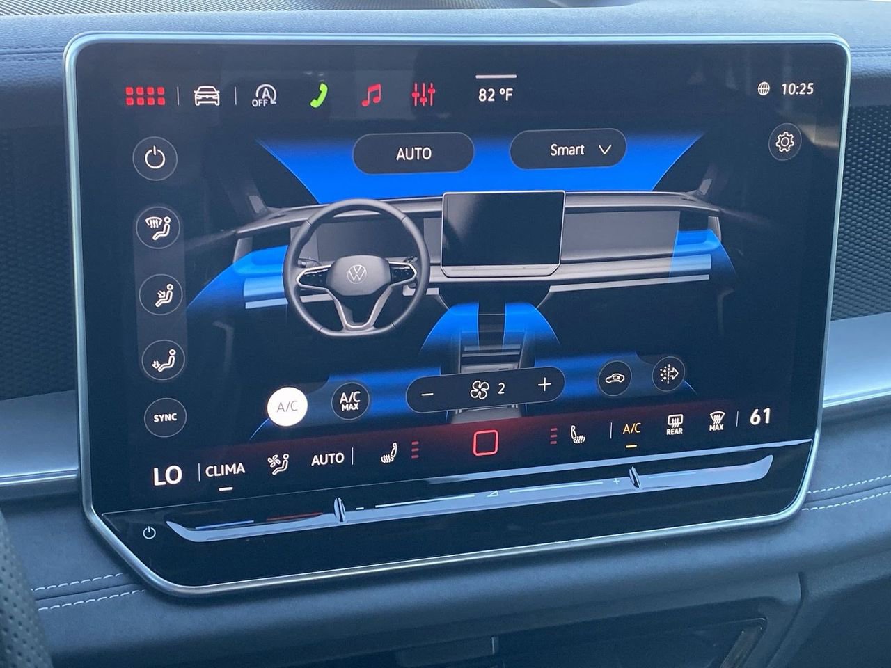 New 2026 Volkswagen Tiguan SE R-Line image 23