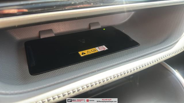 Used 2023 Toyota Highlander XLE image 21