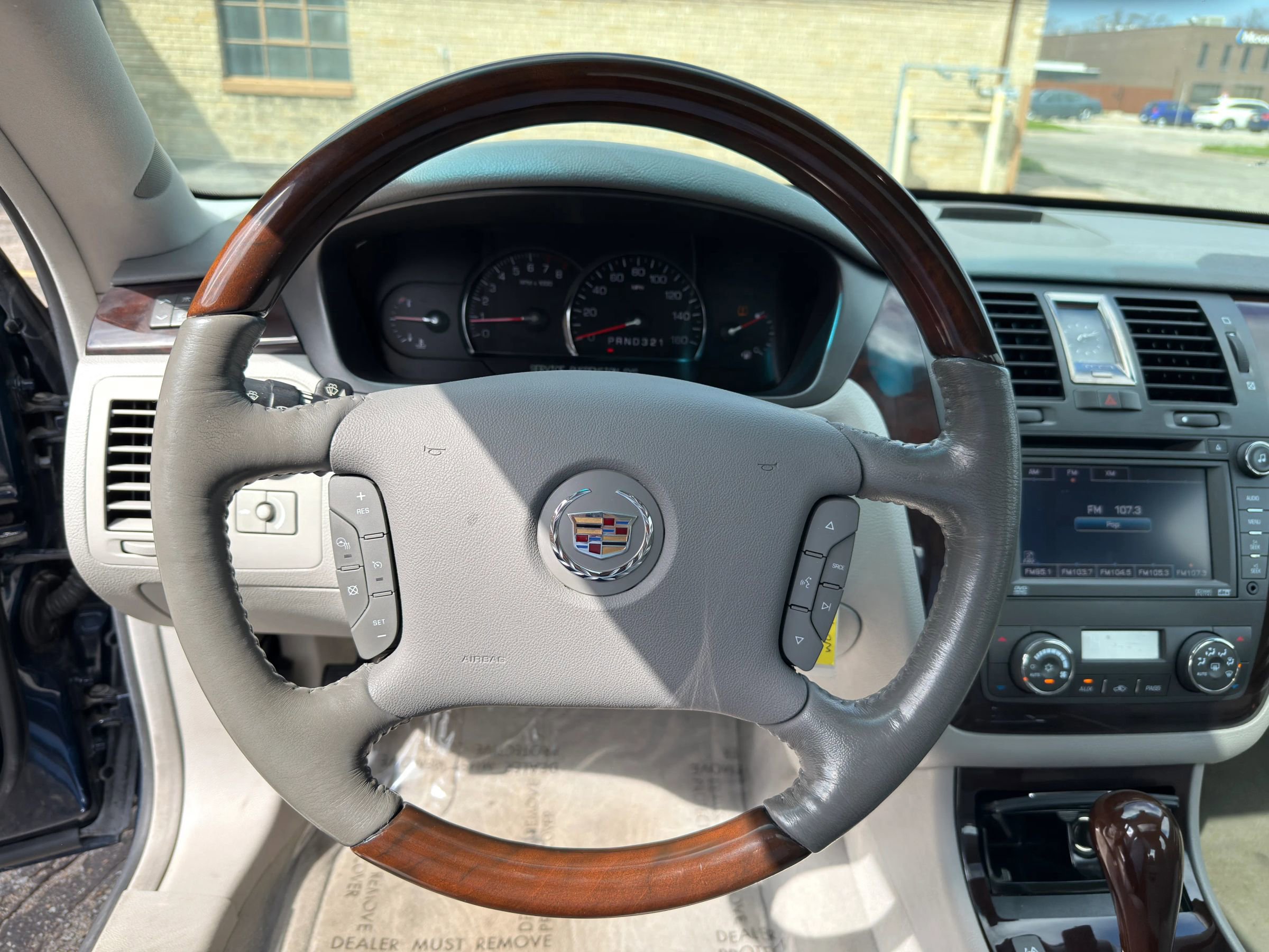 Used 2007 Cadillac DTS Performance image 11