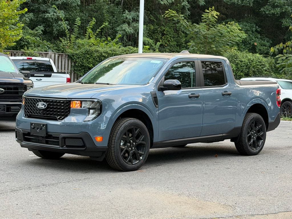 New 2026 Ford Maverick XLT w/ Equipment Group 301A AWD/4WD image 3