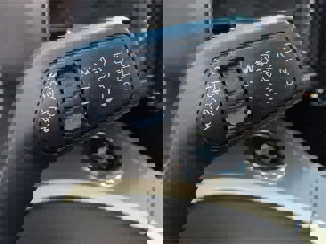 Used 2022 Ford Explorer XLT w/ Equipment Group 202A image 30