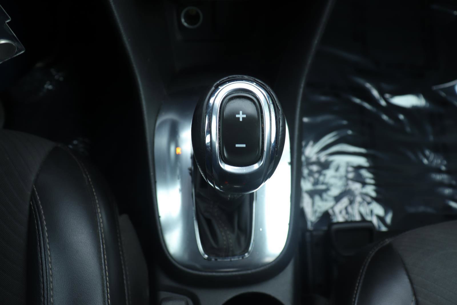 Used 2014 Buick Encore Convenience FWD image 29