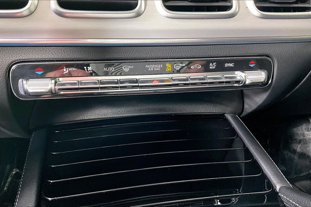 Used 2021 Mercedes-Benz GLE 350 w/ Premium Package image 33