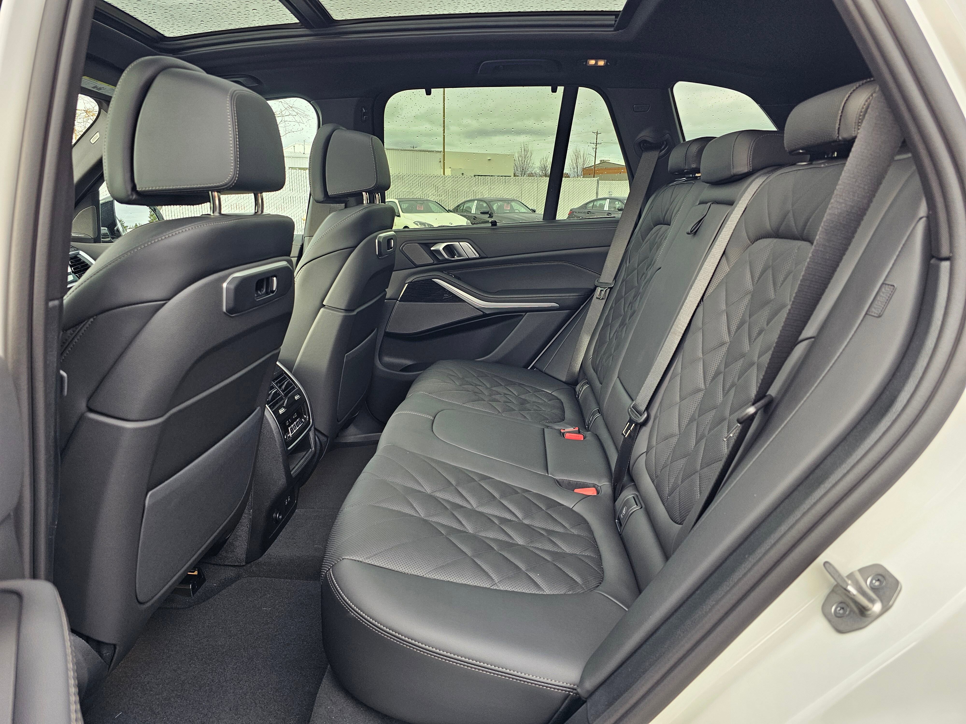 New 2026 BMW X5 xDrive50e w/ M Sport Package image 13