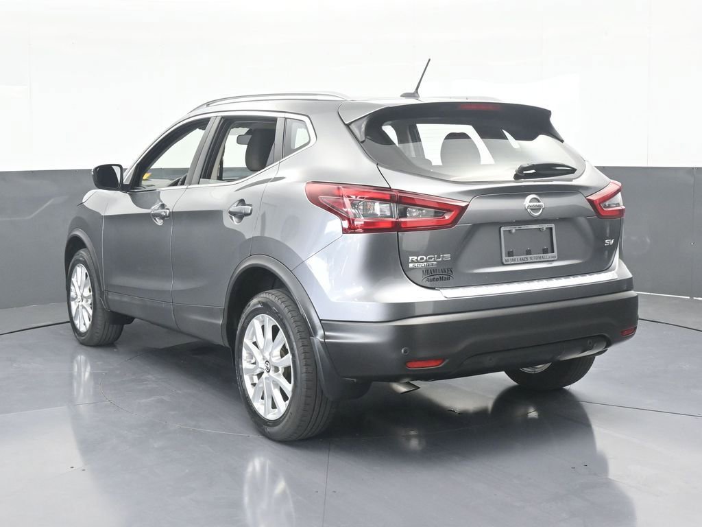 Used 2021 Nissan Rogue Sport SV image 4
