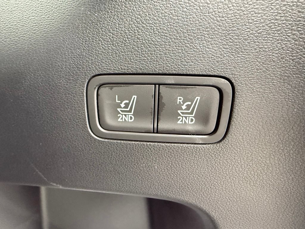 Certified 2026 Hyundai Santa Fe SE AWD/4WD image 12