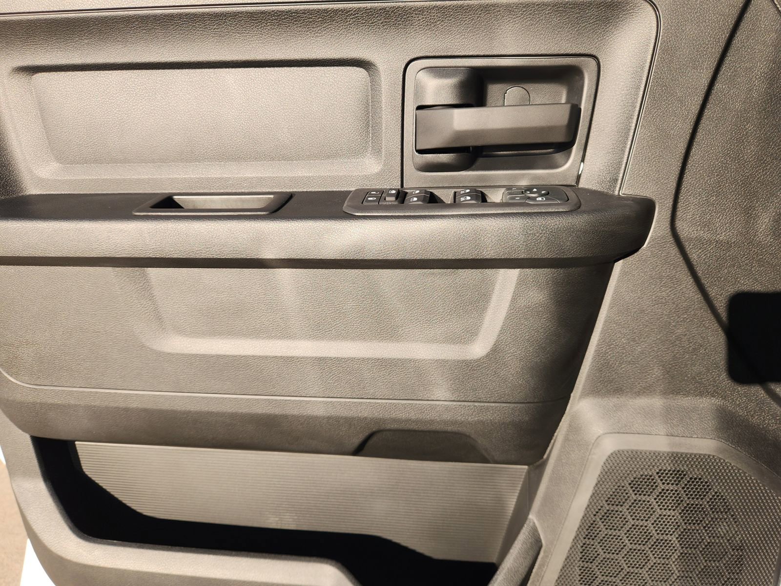 New 2026 RAM 2500 Tradesman w/ Chrome Appearance Group image 20