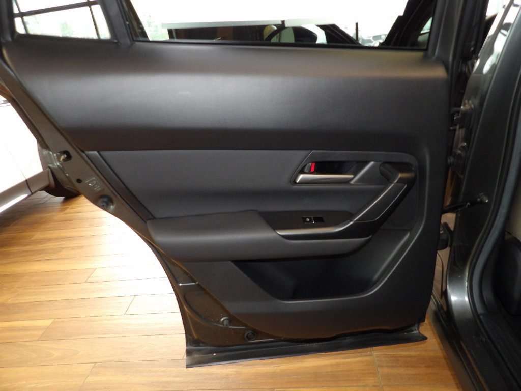 Certified 2025 MAZDA CX-50 AWD 2.5 S w/ Premium Package image 21