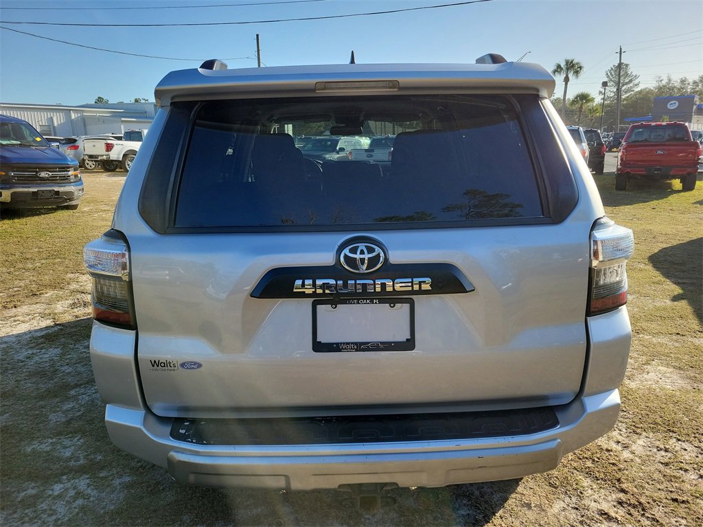 Used 2021 Toyota 4Runner TRD Off-Road image 8
