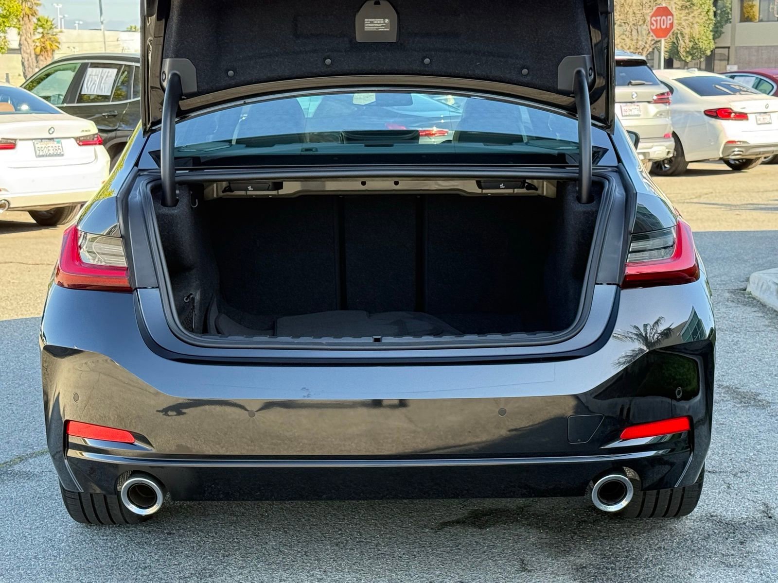 Used 2025 BMW 330i 330i w/ Convenience Package image 16