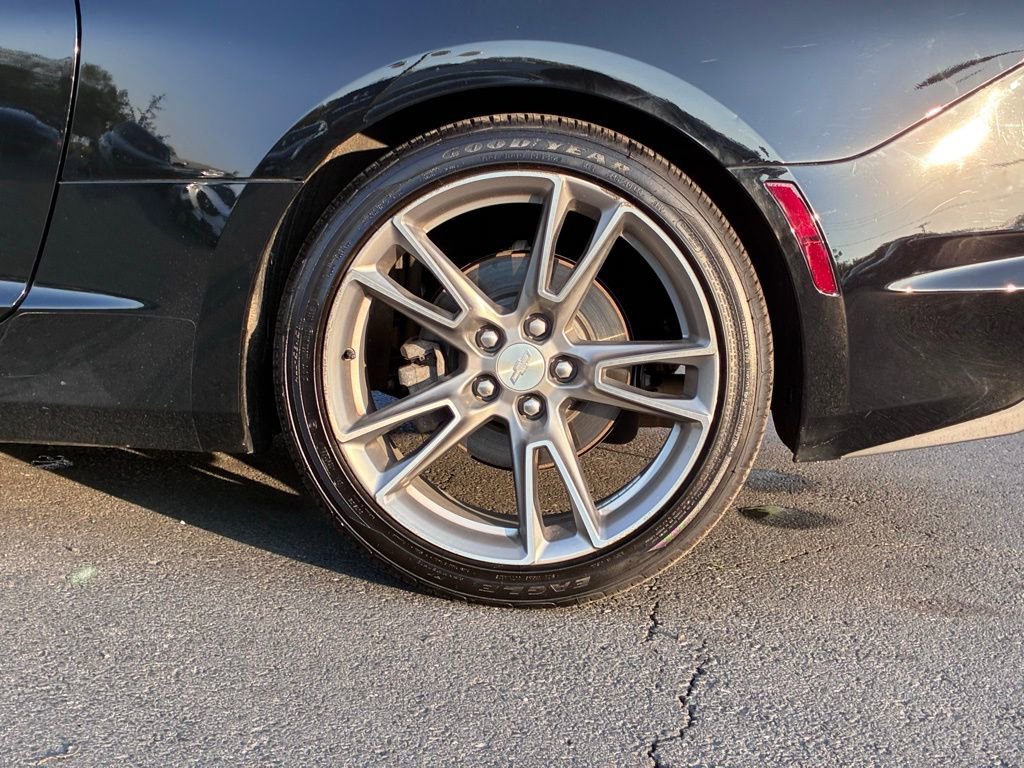 Used 2021 Chevrolet Camaro LT w/ RS Package RWD image 40