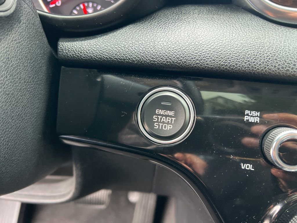 Used 2022 Kia Sportage EX w/ EX Technology Package image 20