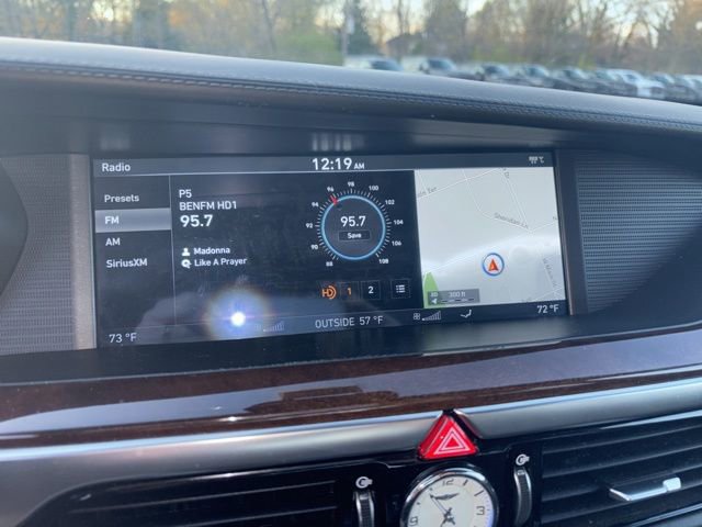 Used 2019 Genesis G90 3.3T Premium image 14