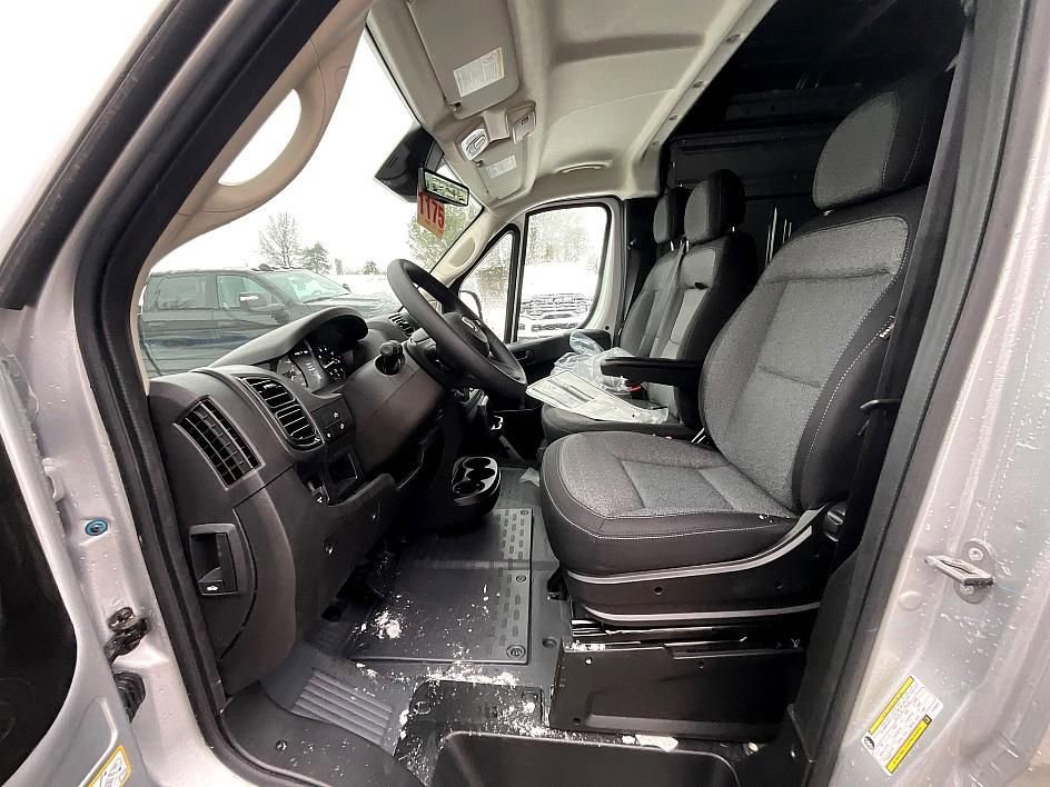 New 2026 RAM ProMaster 2500 w/ Convenience Group FWD image 15
