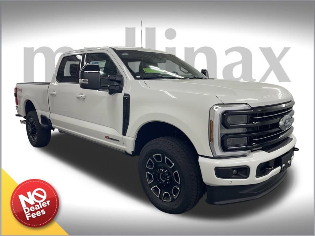 New 2026 Ford F350 Platinum w/ FX4 Off-Road Package