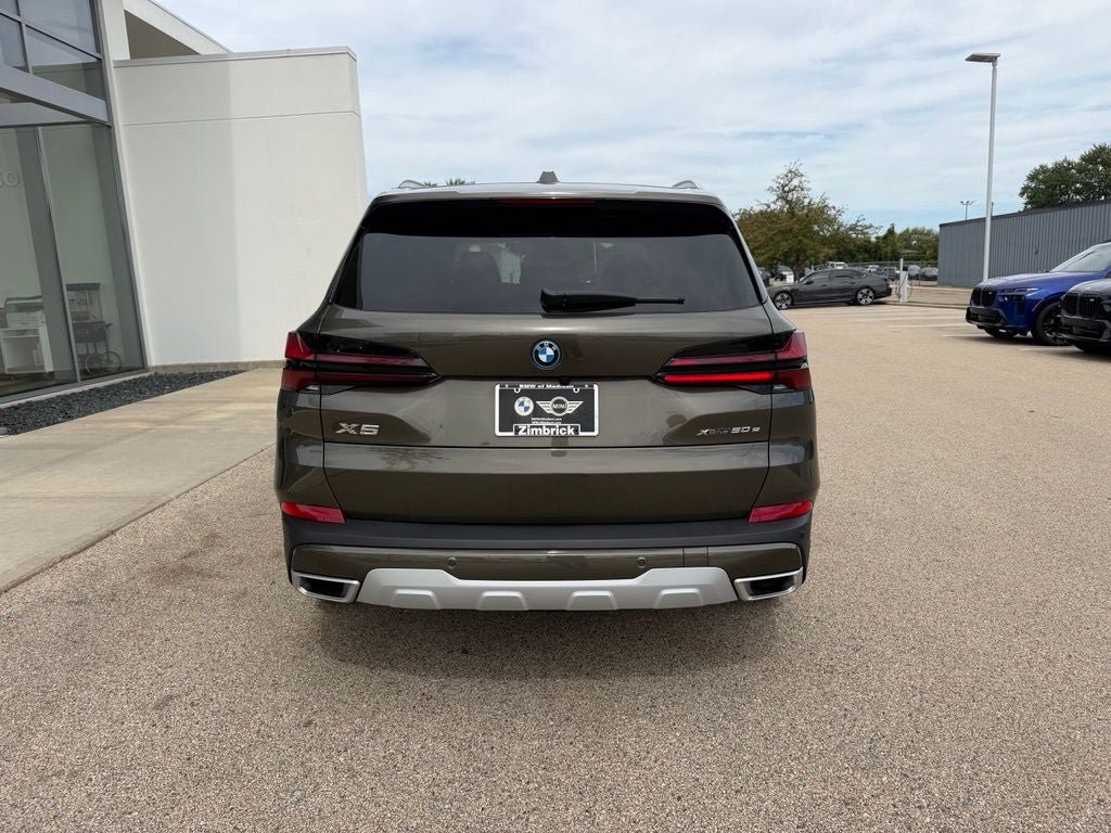 Used 2026 BMW X5 xDrive50e AWD/4WD image 6