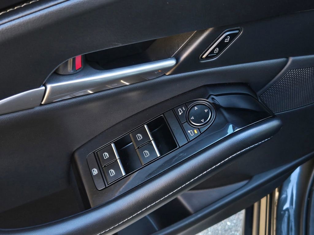 Used 2025 MAZDA CX-30 AWD 2.5 S w/ Select Sport Pkg image 11