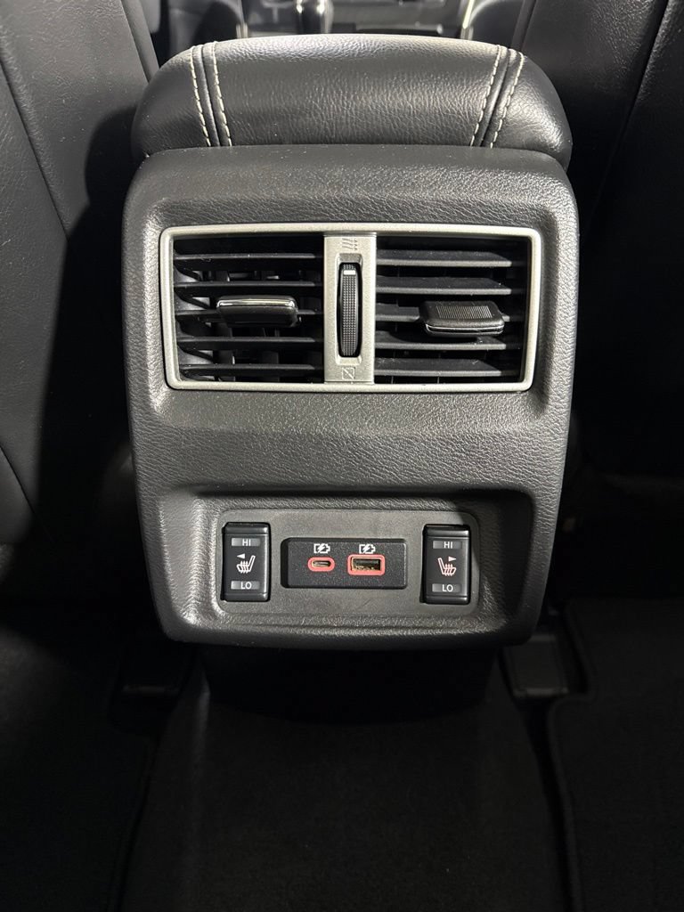 Used 2023 Nissan Maxima SL FWD image 29