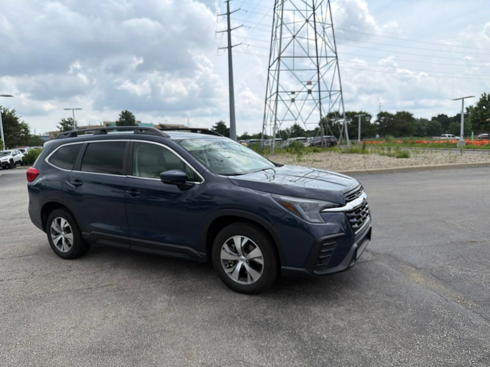 Certified 2025 Subaru Ascent Premium w/ Premium Package AWD/4WD image 16