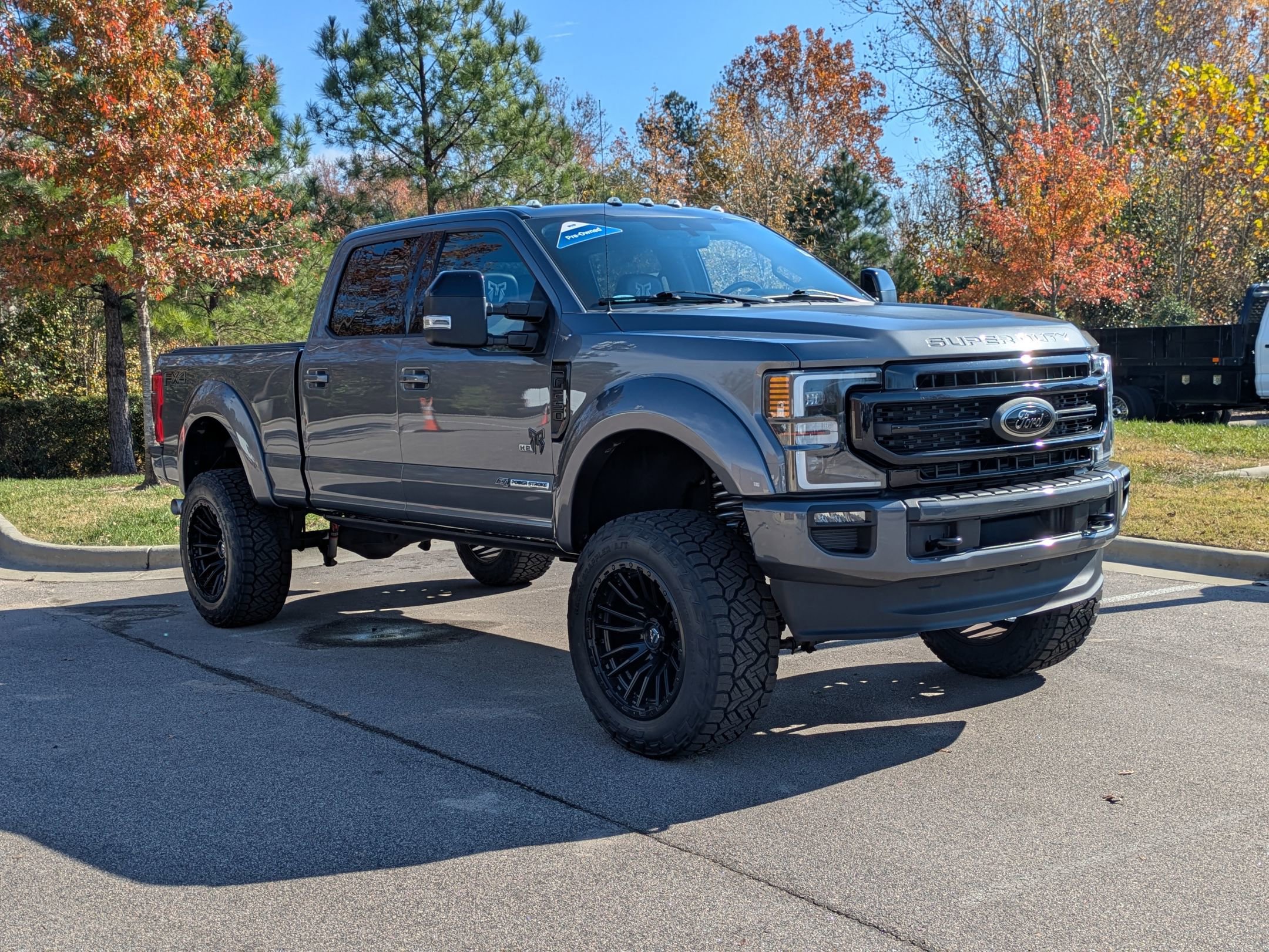 Used 2021 Ford F250 Lariat image 1