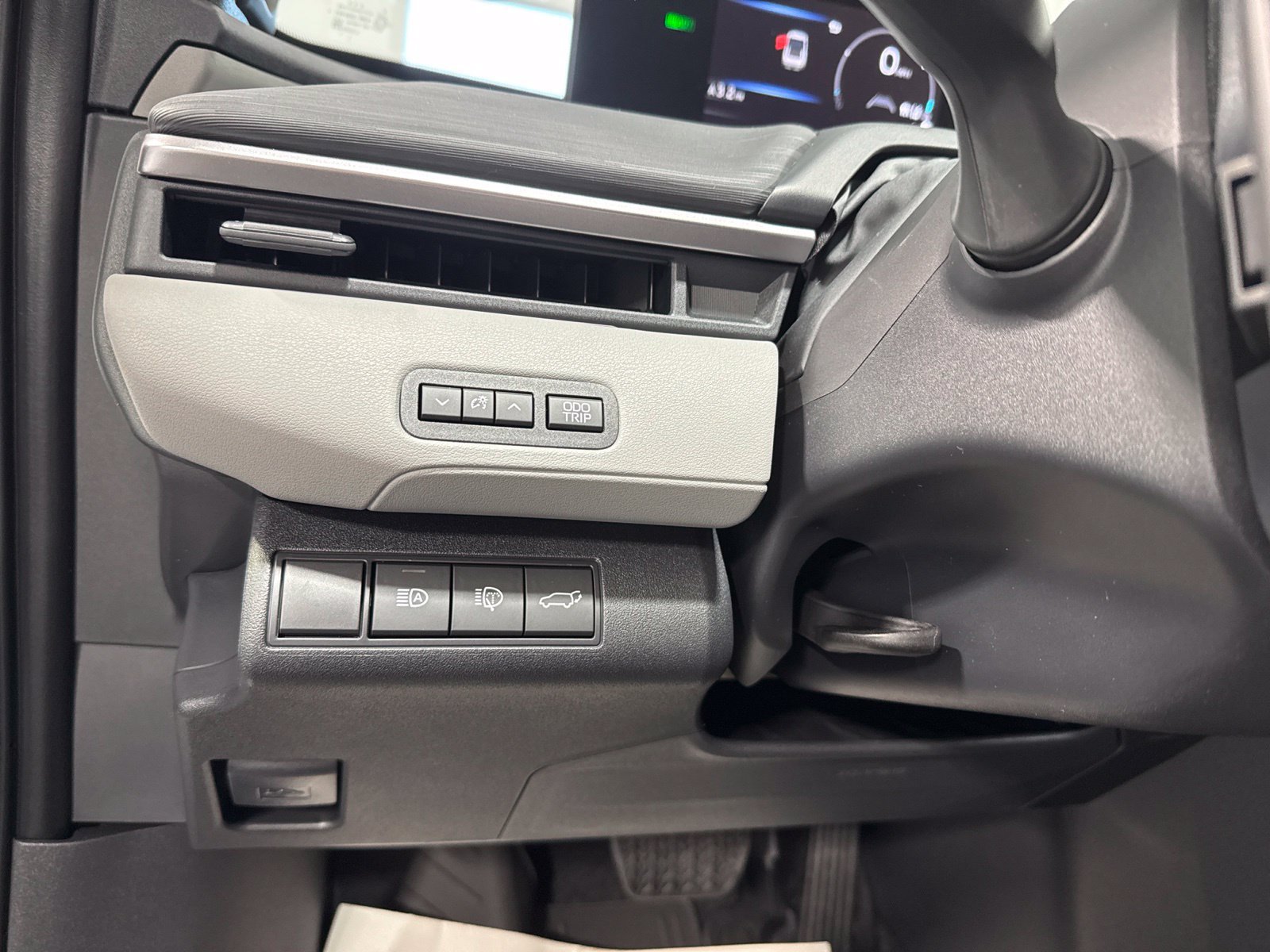 New 2026 Toyota C-HR AWD/4WD image 41