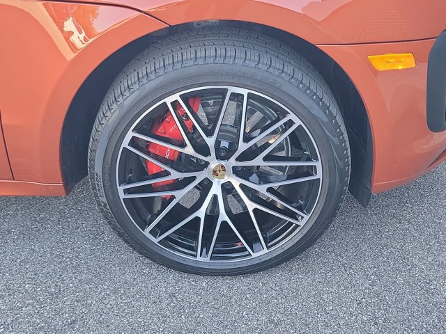Certified 2023 Porsche Macan GTS AWD/4WD image 15