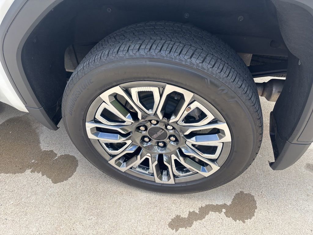 Certified 2023 GMC Sierra 1500 Denali Ultimate AWD/4WD image 24