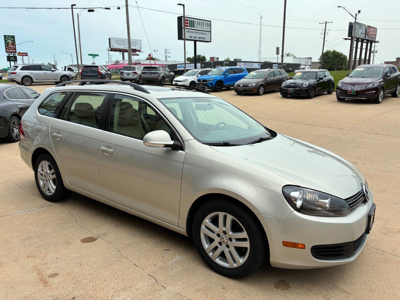 Used 2011 Volkswagen Jetta TDI image 6