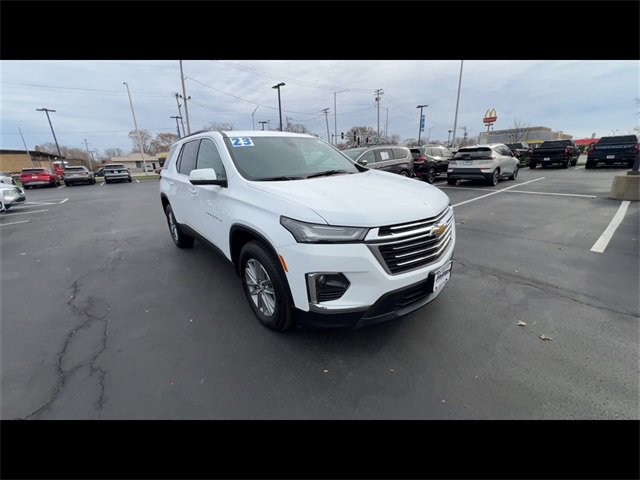 Certified 2023 Chevrolet Traverse LT image 2