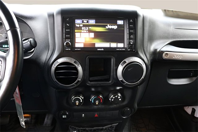 Used 2014 Jeep Wrangler Sport image 19