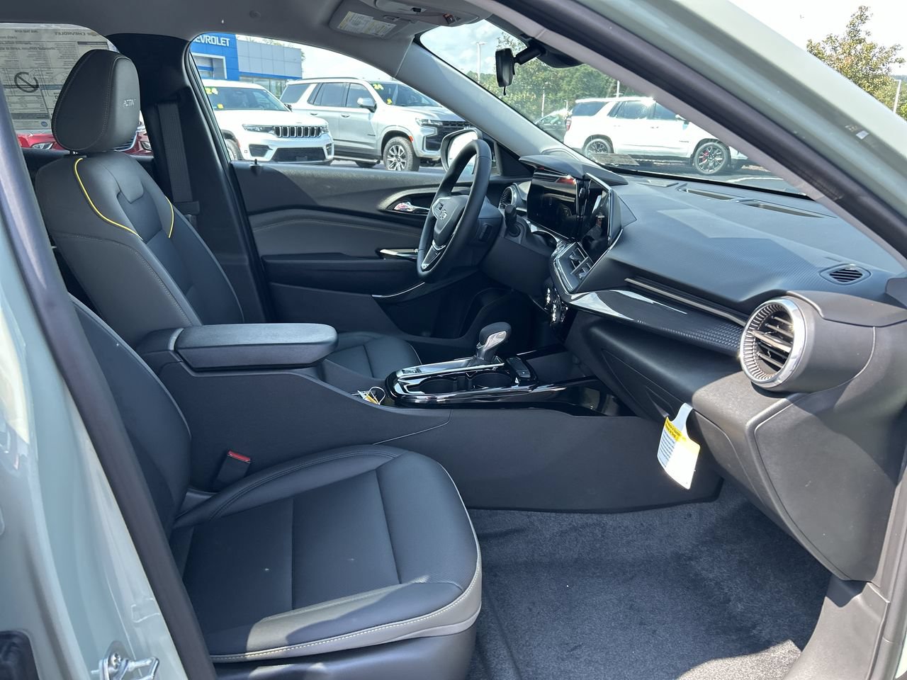 New 2026 Chevrolet Trax ACTIV w/ Driver Confidence Package FWD image 13