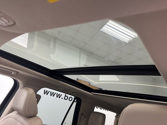 Used 2023 Ford Expedition Max Limited image 22