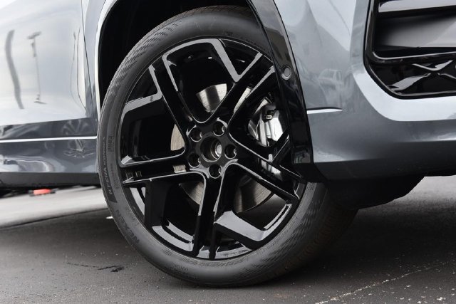 New 2027 Volkswagen Tiguan SE R-Line AWD/4WD image 3