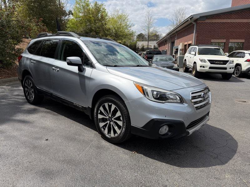 Used 2017 Subaru Outback 2.5i Limited AWD/4WD image 13