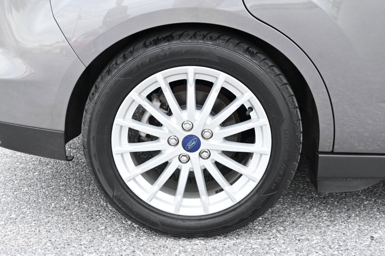 Used 2014 Ford C-MAX SE FWD image 15