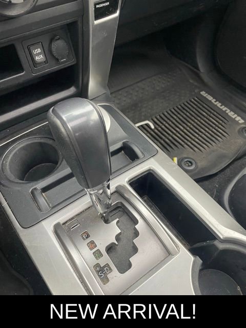 Used 2017 Toyota 4Runner SR5 Premium image 13