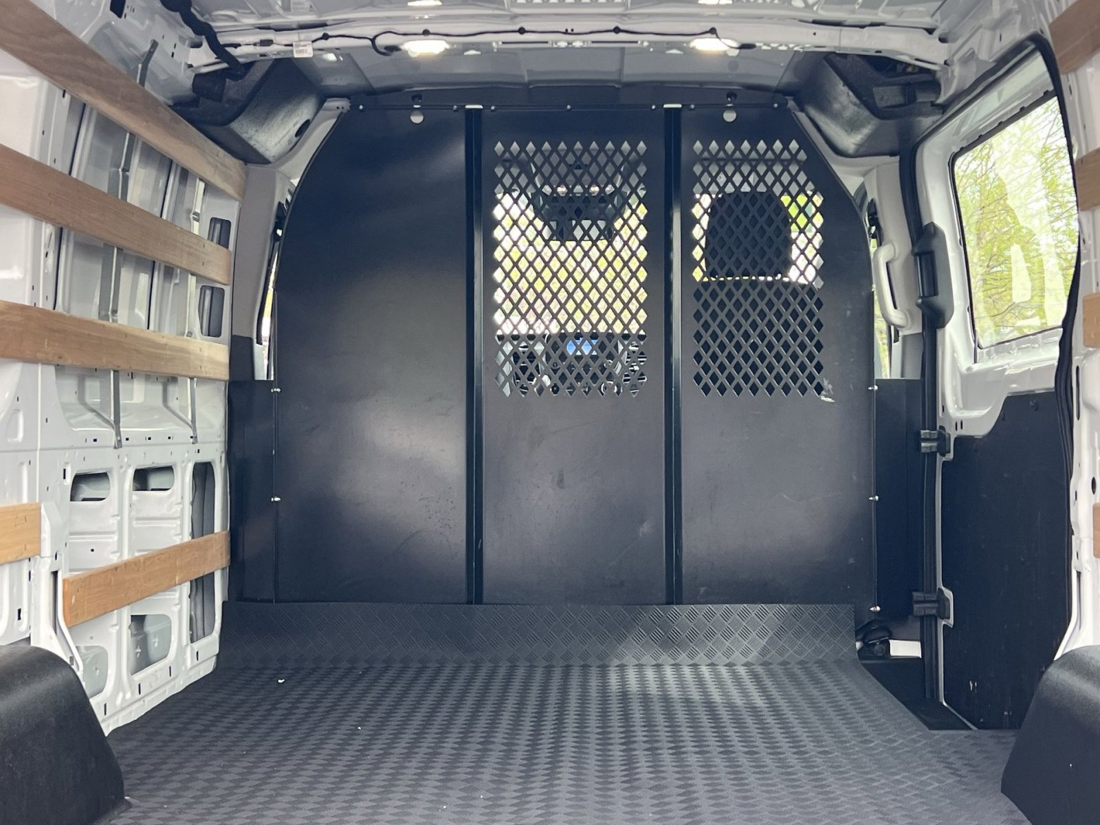 Used 2024 Ford Transit 250 Low Roof w/ Exterior Upgrade Package image 28