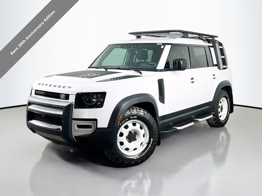 Used 2023 Land Rover Defender 110 S image 1