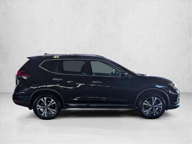 Used 2017 Nissan Rogue SL image 4