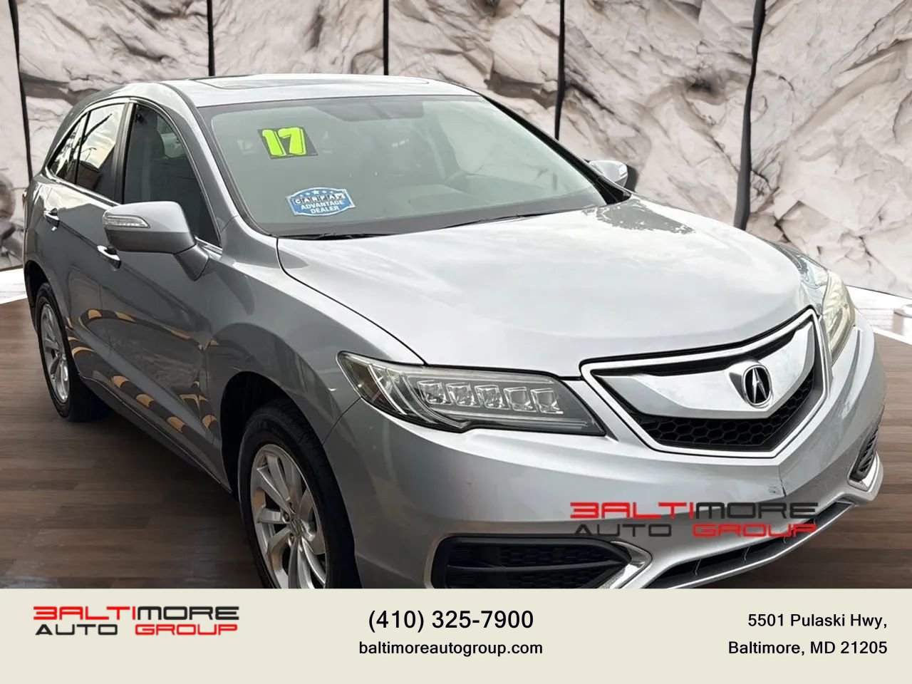 Used 2017 Acura RDX w/ Technology Package AWD/4WD image 3