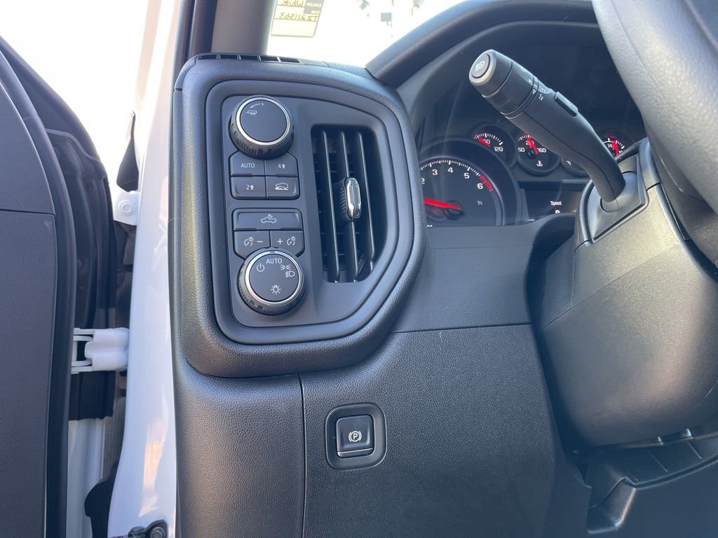 New 2026 Chevrolet Silverado 1500 Custom image 9